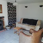 Les Du Petit Marcel 4*
