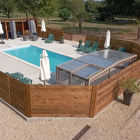 Les Du Petit Marcel 4*