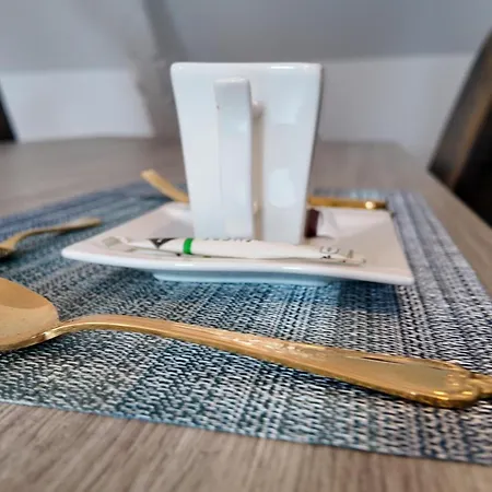 Les Du Petit Marcel Gæstehus 4*