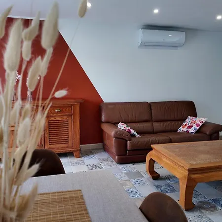 Vendégház Les Du Petit Marcel 4*