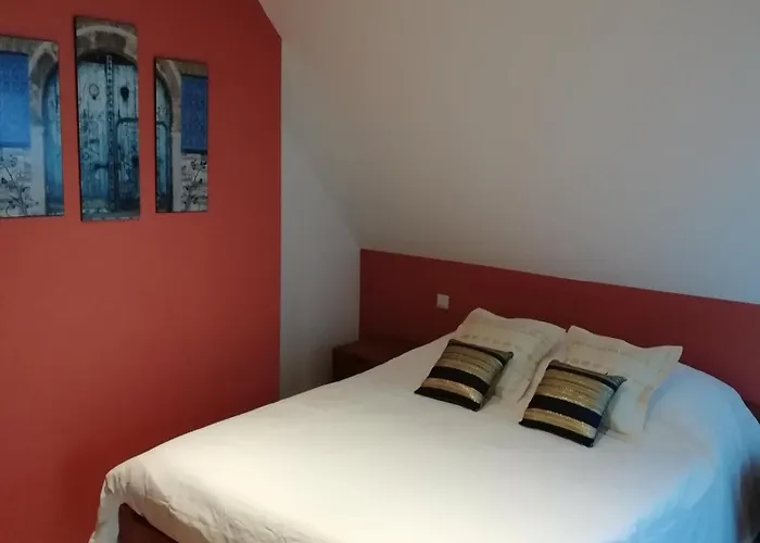 招待所 Les Du Petit Marcel 4*