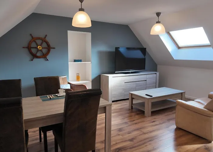 招待所 Les Du Petit Marcel 4*